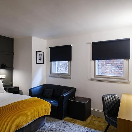 Siberia Bar & Hotel Aberdeen Dış mekan fotoğraf