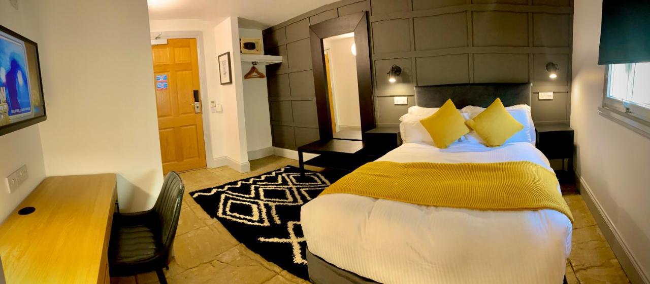 Siberia Bar & Hotel Aberdeen Dış mekan fotoğraf