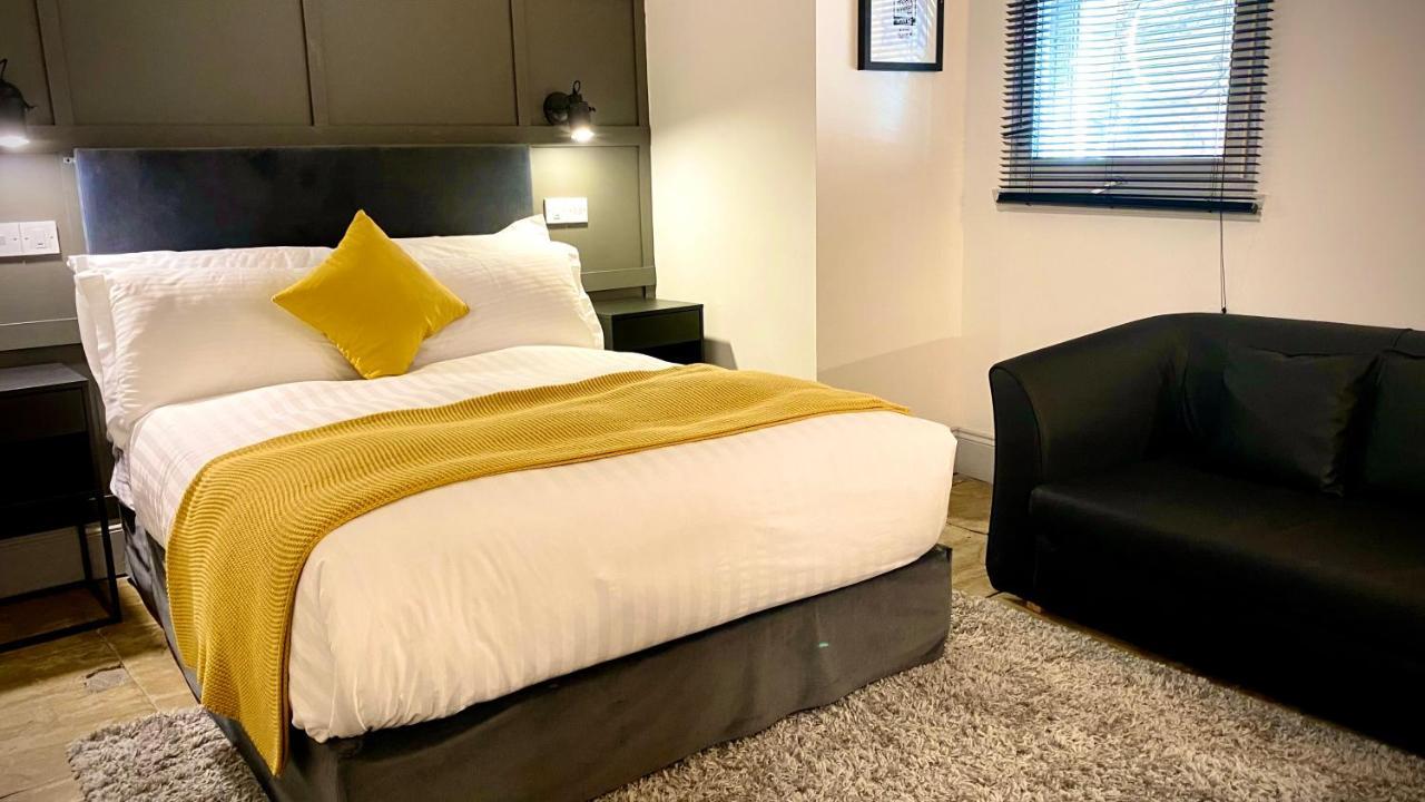 Siberia Bar & Hotel Aberdeen Dış mekan fotoğraf