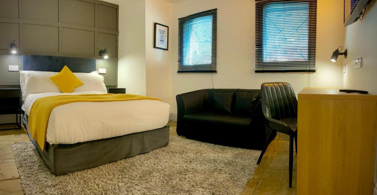 Siberia Bar & Hotel Aberdeen Dış mekan fotoğraf