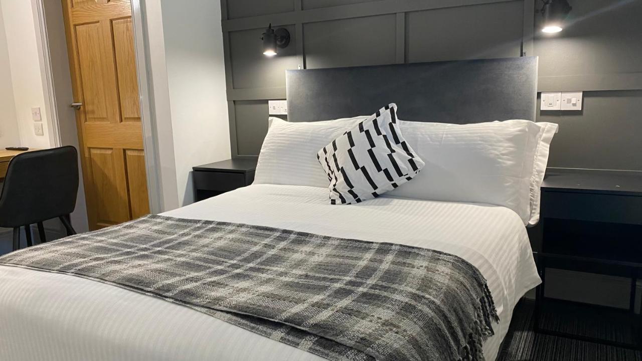 Siberia Bar & Hotel Aberdeen Dış mekan fotoğraf